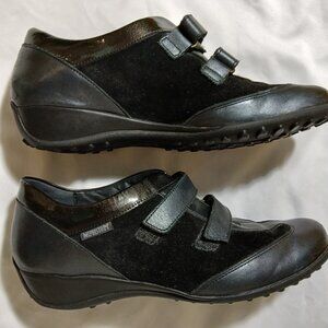 Mephisto Air Relax Sport Shoes for Men, Size 9